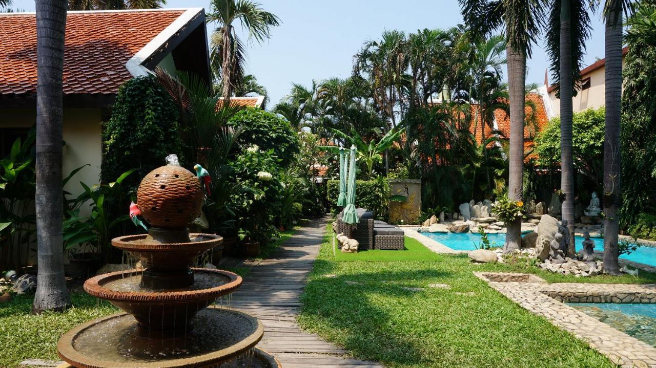 Leprive Resort Pattaya Esterno foto